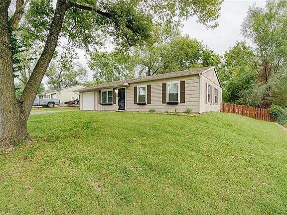 2nd image of 8249 Barnett Ave