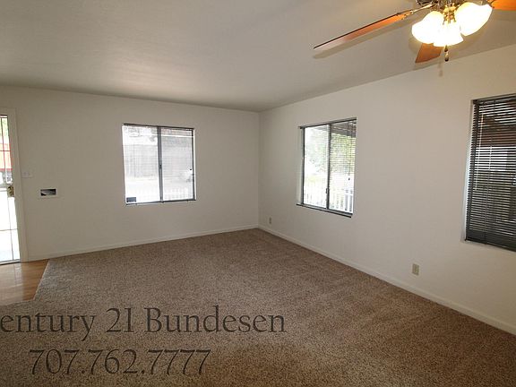 4th image of 336 Payran St