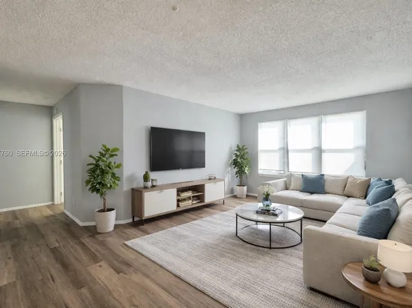 2303 N Congress Ave APT 28, Boynton Beach, FL 33426