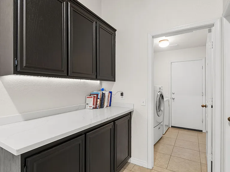 870 Bracero Pl — Photo 28