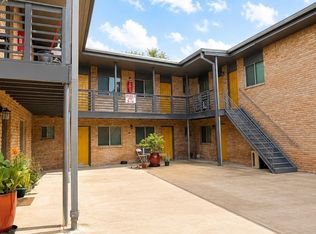 4811 Oakland St #10, Houston, TX 77023