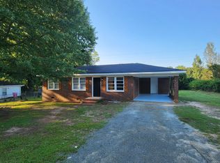 256 Piedmont Rd, Hull, GA 30646