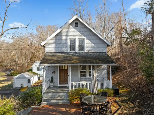101 Foxon Road, East Haven, CT 06513