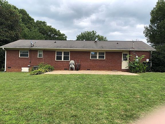 2nd image of 919 Sharon Dr