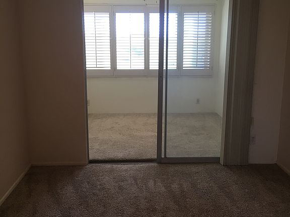 Bedroom facing AZ room