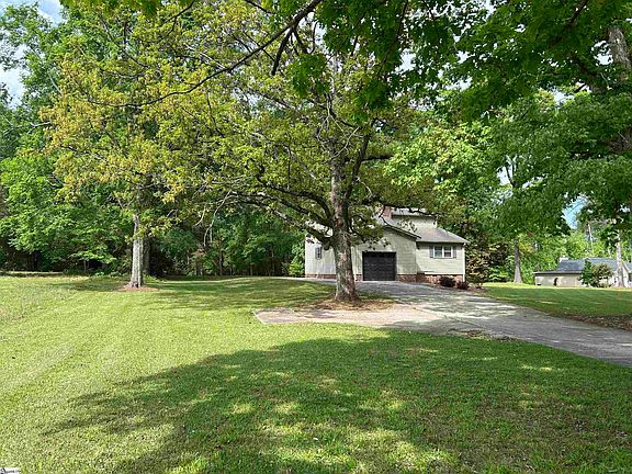 3rd image of 75 Creekfield Rd