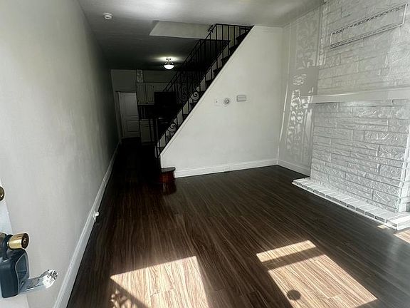 5th image of 2714 N Fairhill St