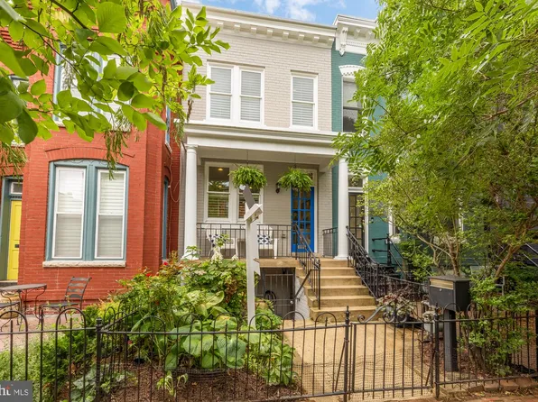 647 A St SE, Washington, DC 20003