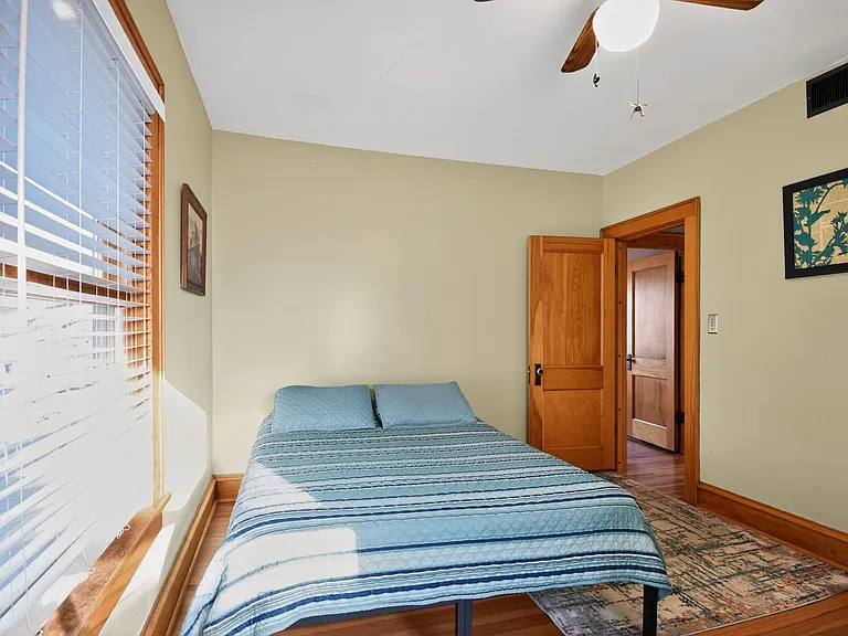 719 Pine St — Photo 5