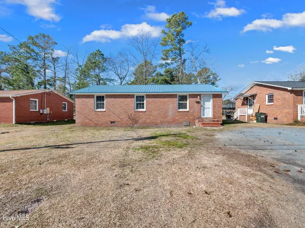 223 Pine Street, Wallace, NC 28466