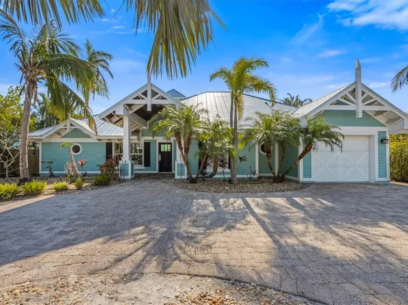 303 68th St, Holmes Beach, FL 34217