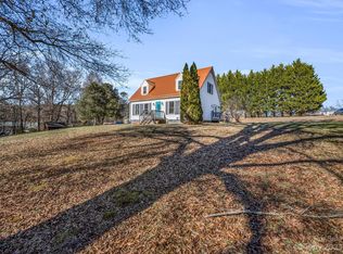 127 Twin Creeks Rd, Mooresboro, NC 28114