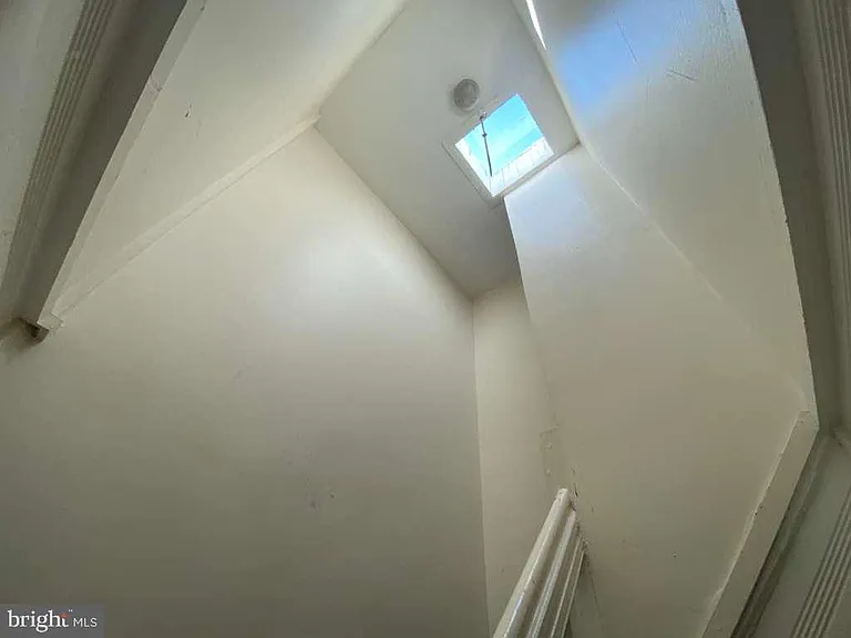 3215 Summer St — Photo 55
