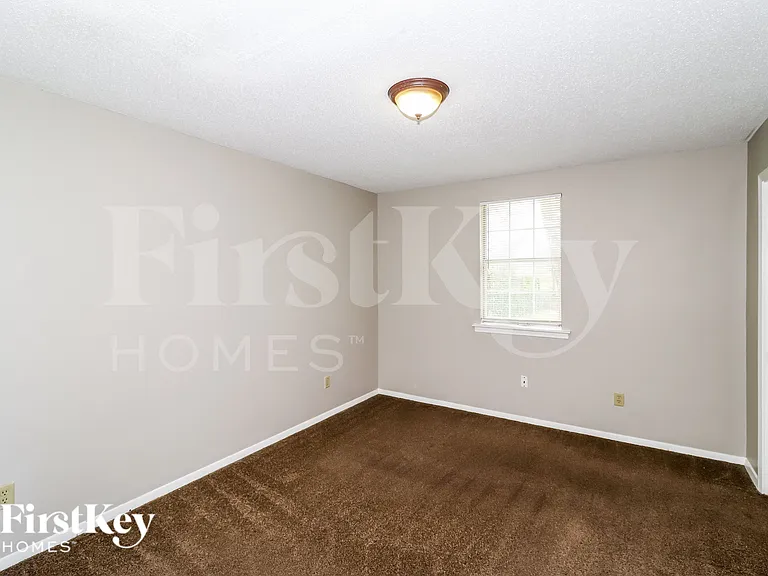 5728 Ballenmoor Dr — Photo 11