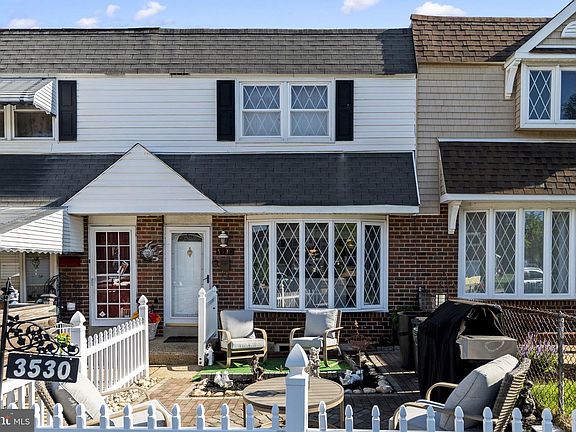 2nd image of 3530 Churchill Ln