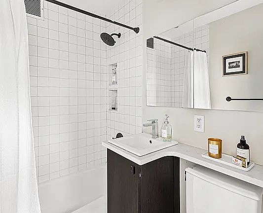 5th image of 87 Saint Marks Pl APT 2C
