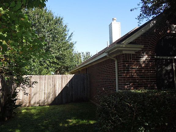 4th image of 11819 Gardner Park Ln