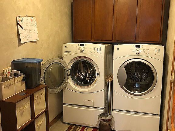 Main floor laundry 