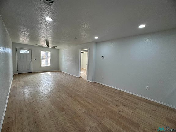 4th image of 810 W Missouri Ave