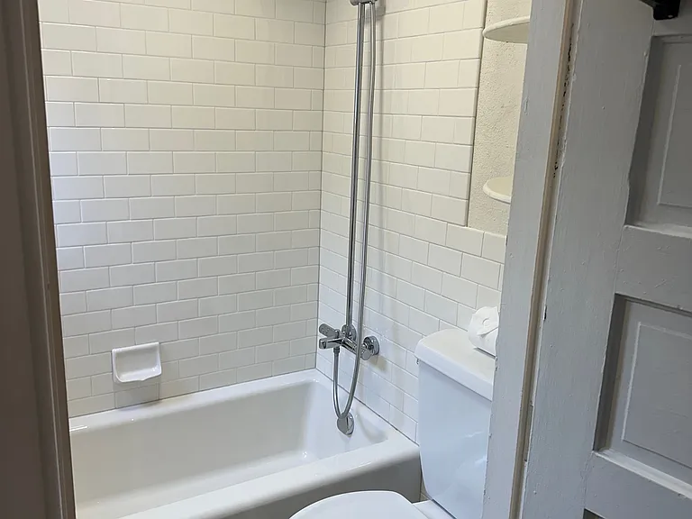 4114 Fremont Ave N #6 — Photo 8