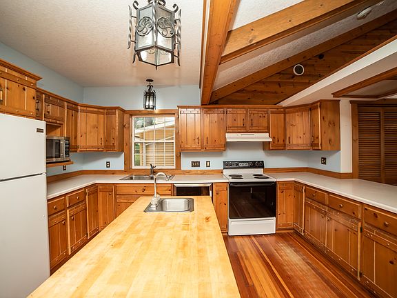 5th image of 2729 Francis Sites Dr