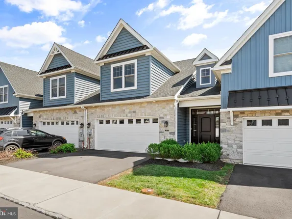 905 Holden Ct, Warminster, PA 18974