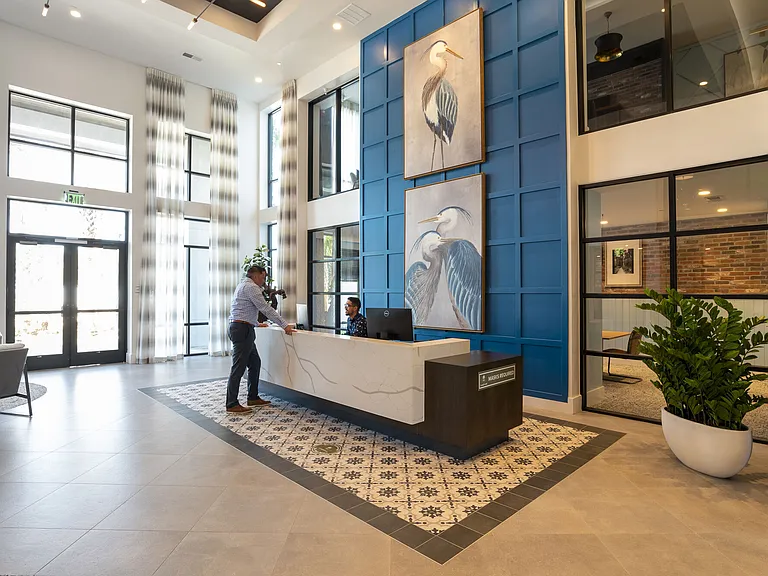 Alta Longwood — Photo 12