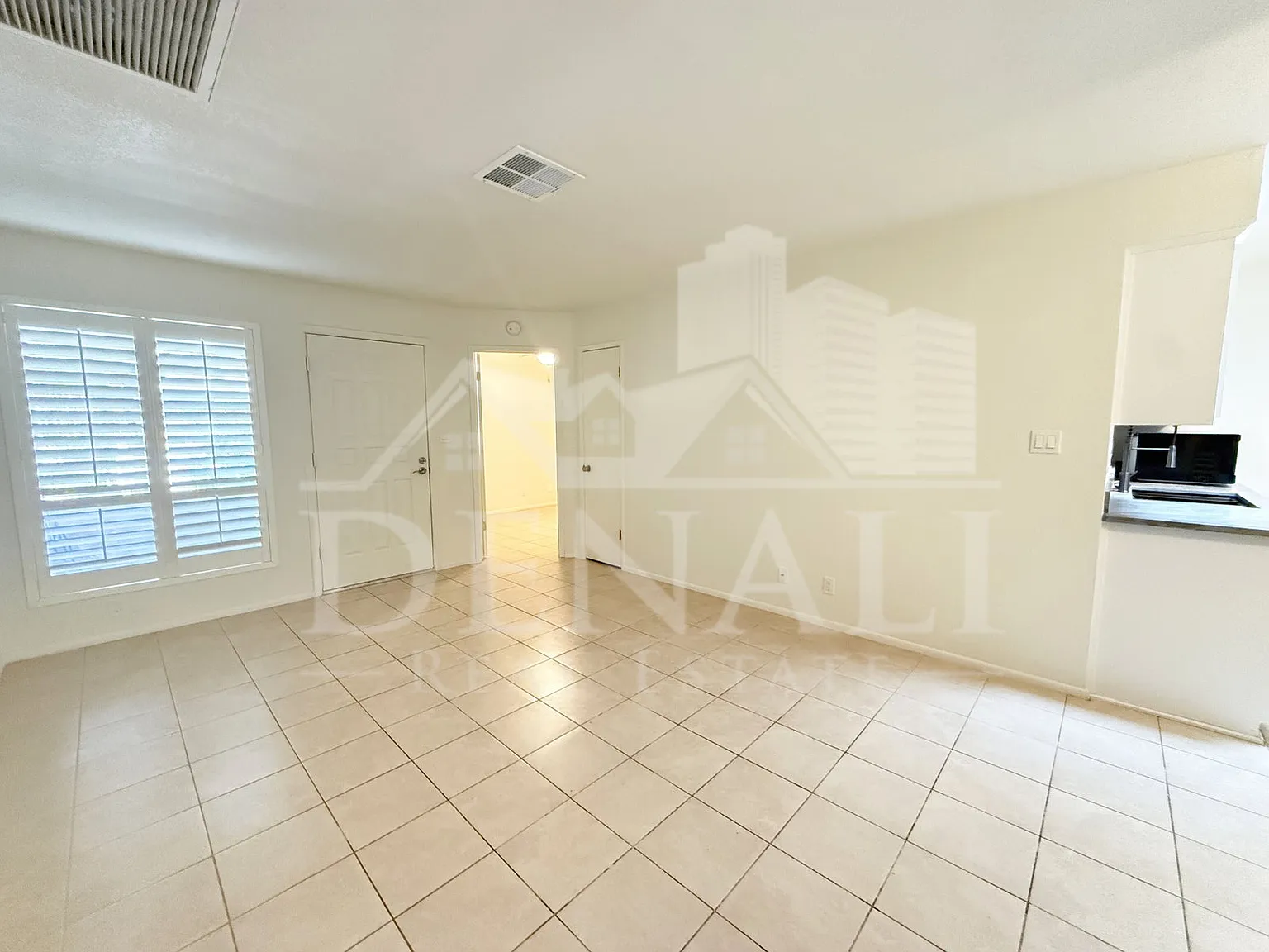 2 bed, 2.0 bath, 831 sqft, $1,650 — Photo 4