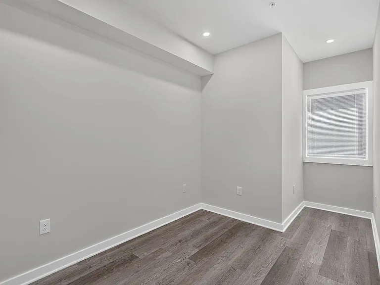 1516 18th St SE — Photo 10