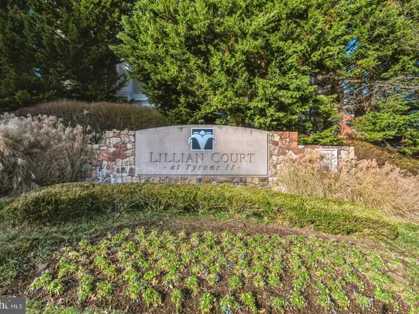 1625 International Dr Unit 211, Mc Lean, VA 22102