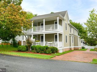 104 Stewart Ave, Oxford, MD 21654