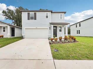 3818 Radiant Mountain Dr, Plant City, FL 33565