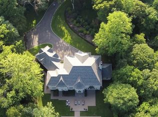 1612 Stewart Ln, Syosset, NY 11791