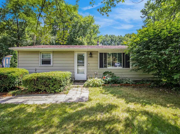 54212 Highland Blvd, Elkhart, IN 46514