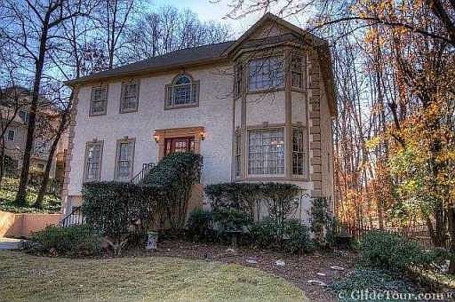 2nd image of 2412 Woodbridge Dr
