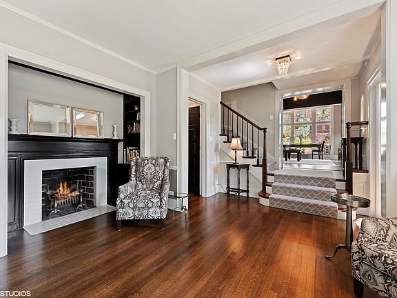 5th image of 6603 N Hiawatha Ave