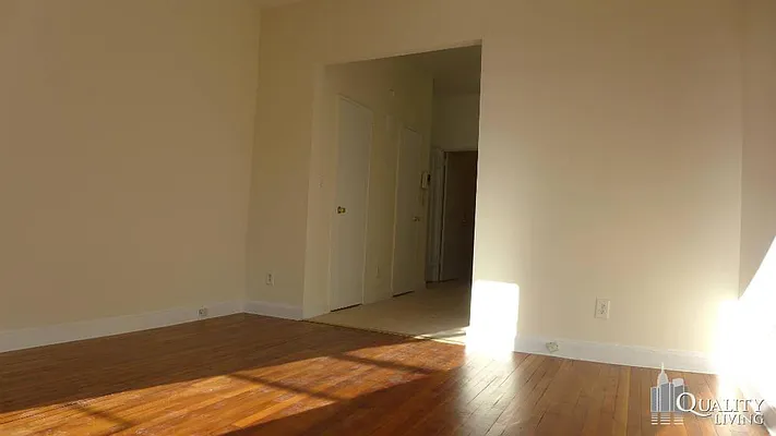 Rented by New York Quality Living Downtown | media 19