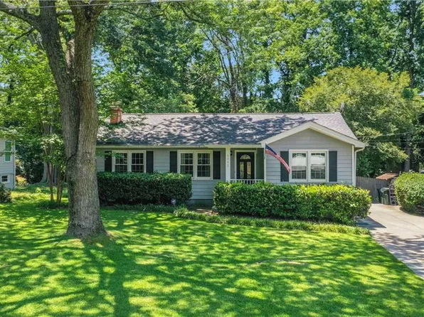 4052 W Johnson Cir, Chamblee, GA 30341