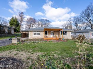 4152 Dover Rd, Louisville, KY 40216