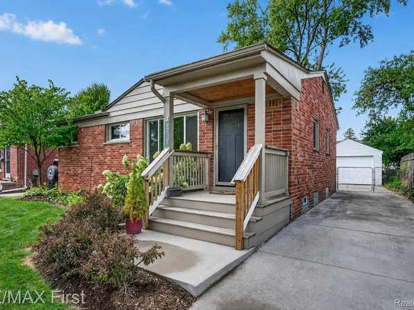 3213 Maplewood Ave, Royal Oak, MI 48073