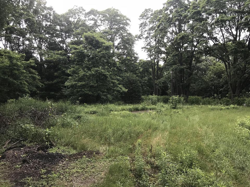 1st image of 465 Hardwood Dr