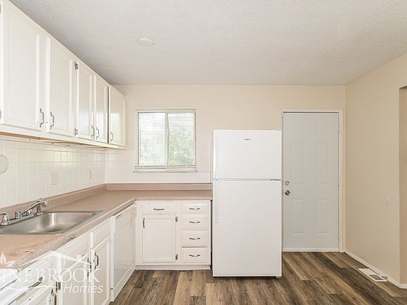 5th image of 2367 Periwinkle Ct