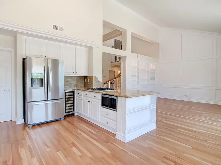 24261 Cascades Dr — Photo 15