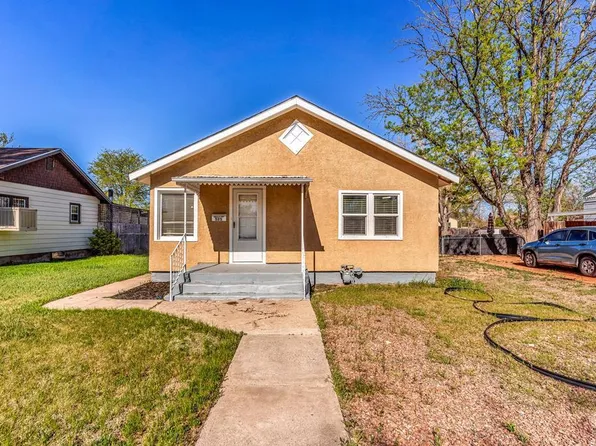 525 Scranton Ave, Pueblo, CO 81004
