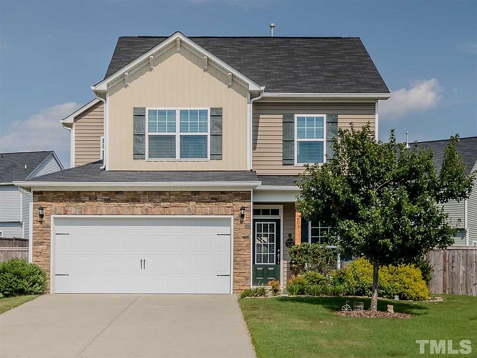 1st image of 203 Breezemont Dr