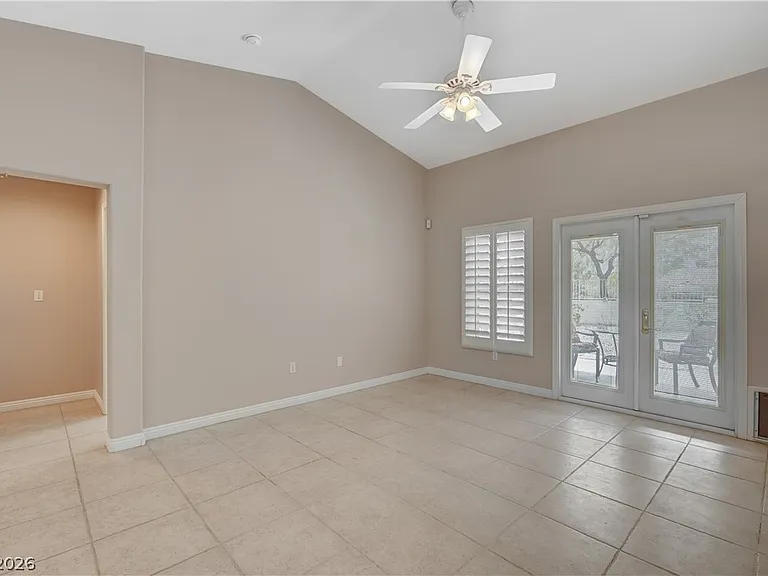 10609 Paradise Point Dr — Photo 19