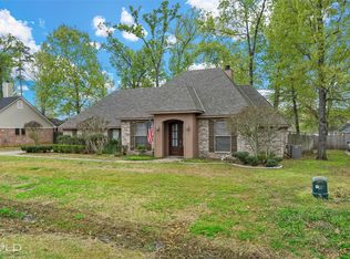 1956 Honeytree Trl, Haughton, LA 71037