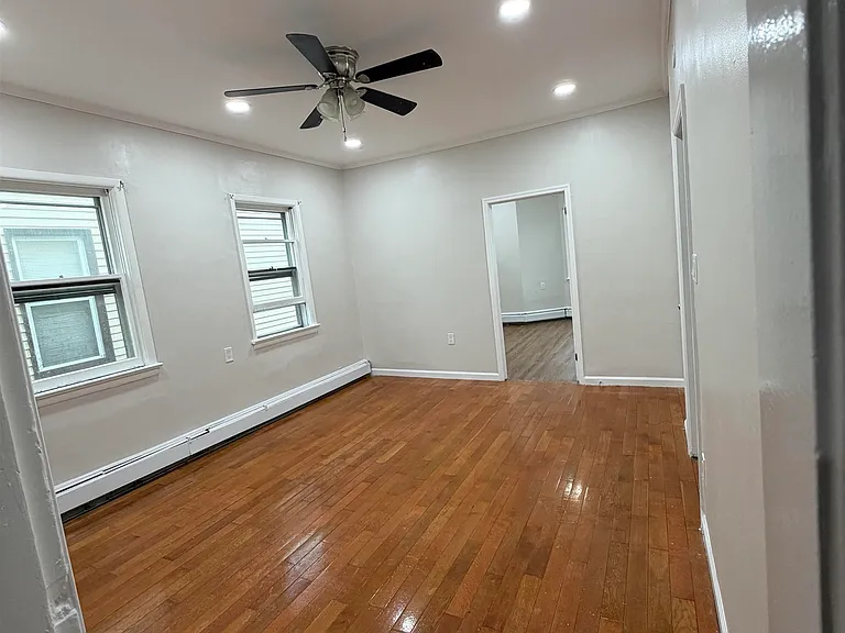 25 W 17th St — Photo 18