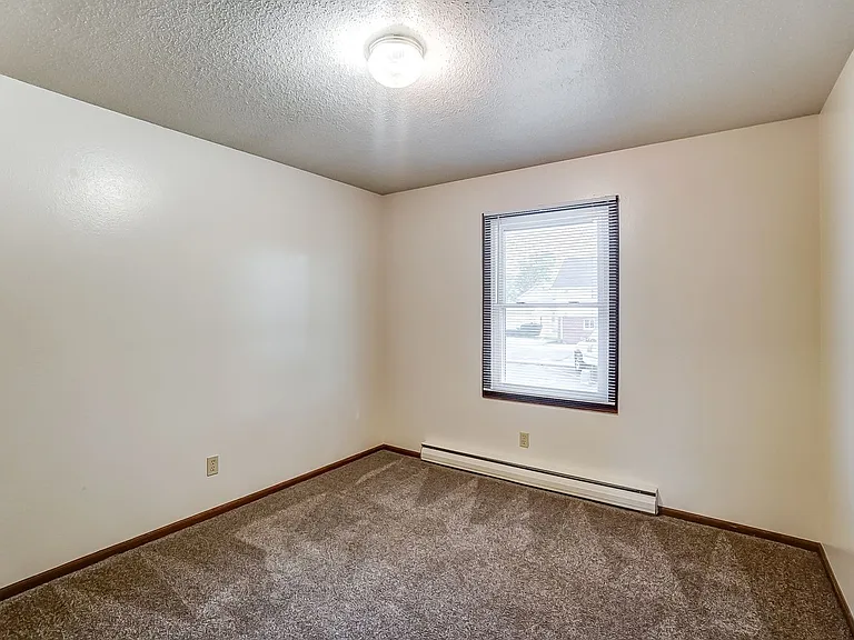 517 E Reed Ave — Photo 16