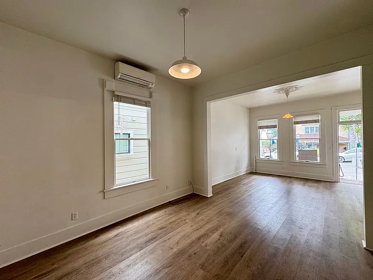 418 Broad St — Photo 15